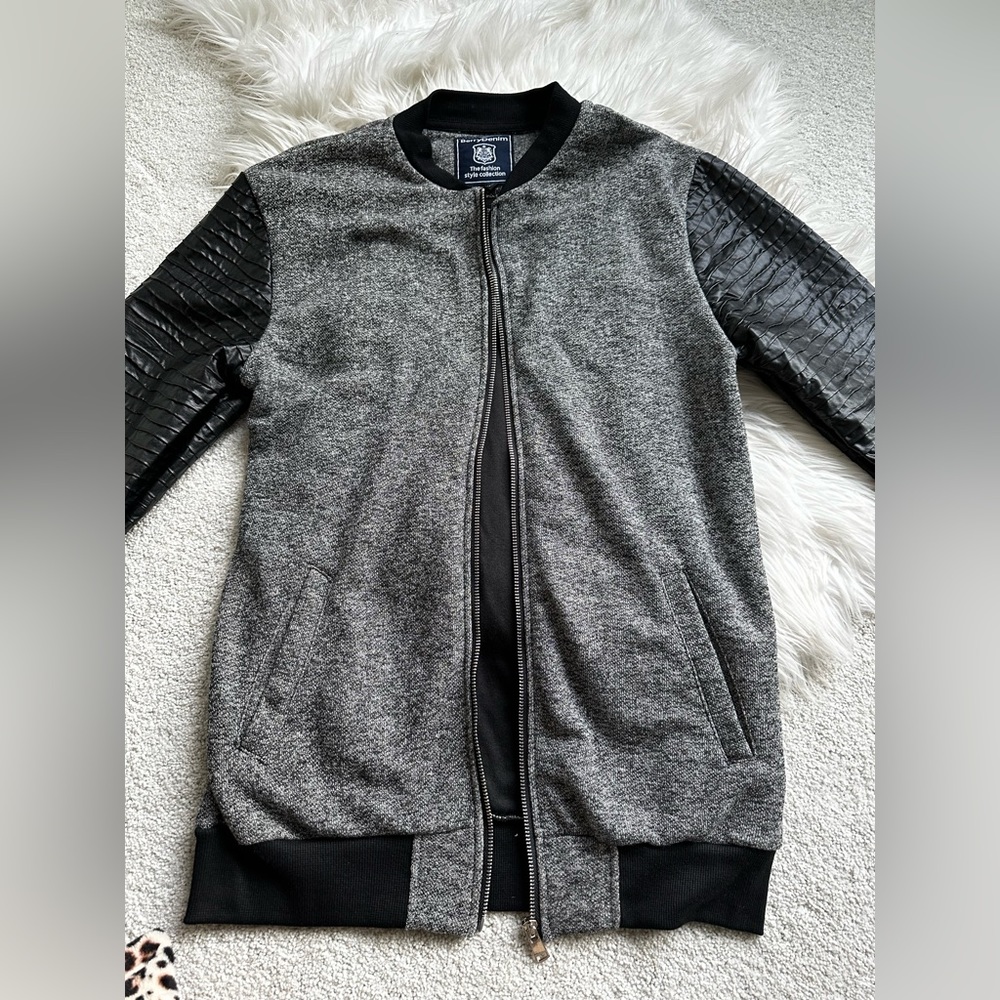 BERRY DENIM ZIP UP